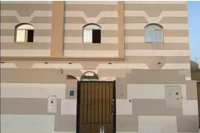 Residential Ready Property Studio F/F Apartment  for rent in Al Sadd , Doha #15900 - 1  image 